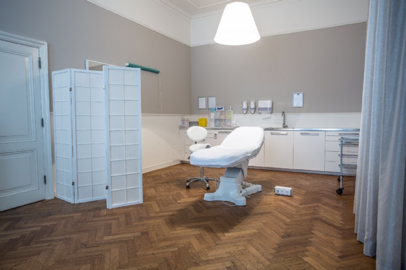 Behandelkamer van Zipper Clinics Enschede
