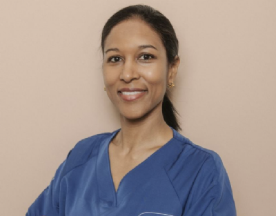 Raquel van la Parra, plastisch chirurg